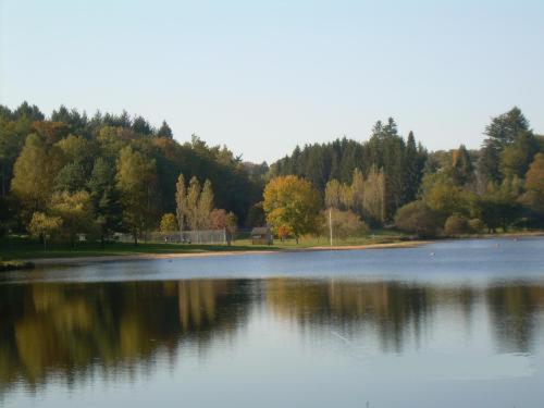 Hotel Le Chavanon Merlines Zewnętrze zdjęcie